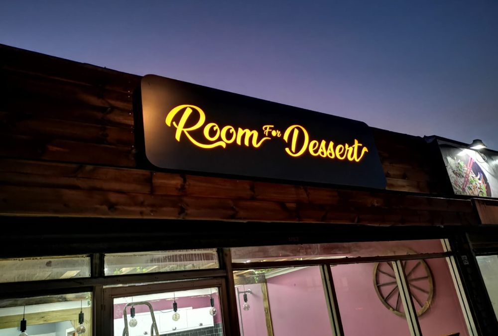 Custom Light Boxes Edinburgh, Lightboxes Edinburgh, Signs Edinburgh, Sign Makers Edinburgh, Signage Edinburgh